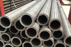 聊城精密無(wú)縫鋼管廠